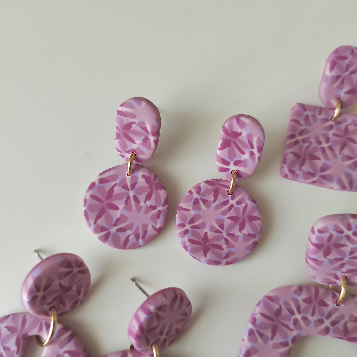 Lolita rosa y violeta