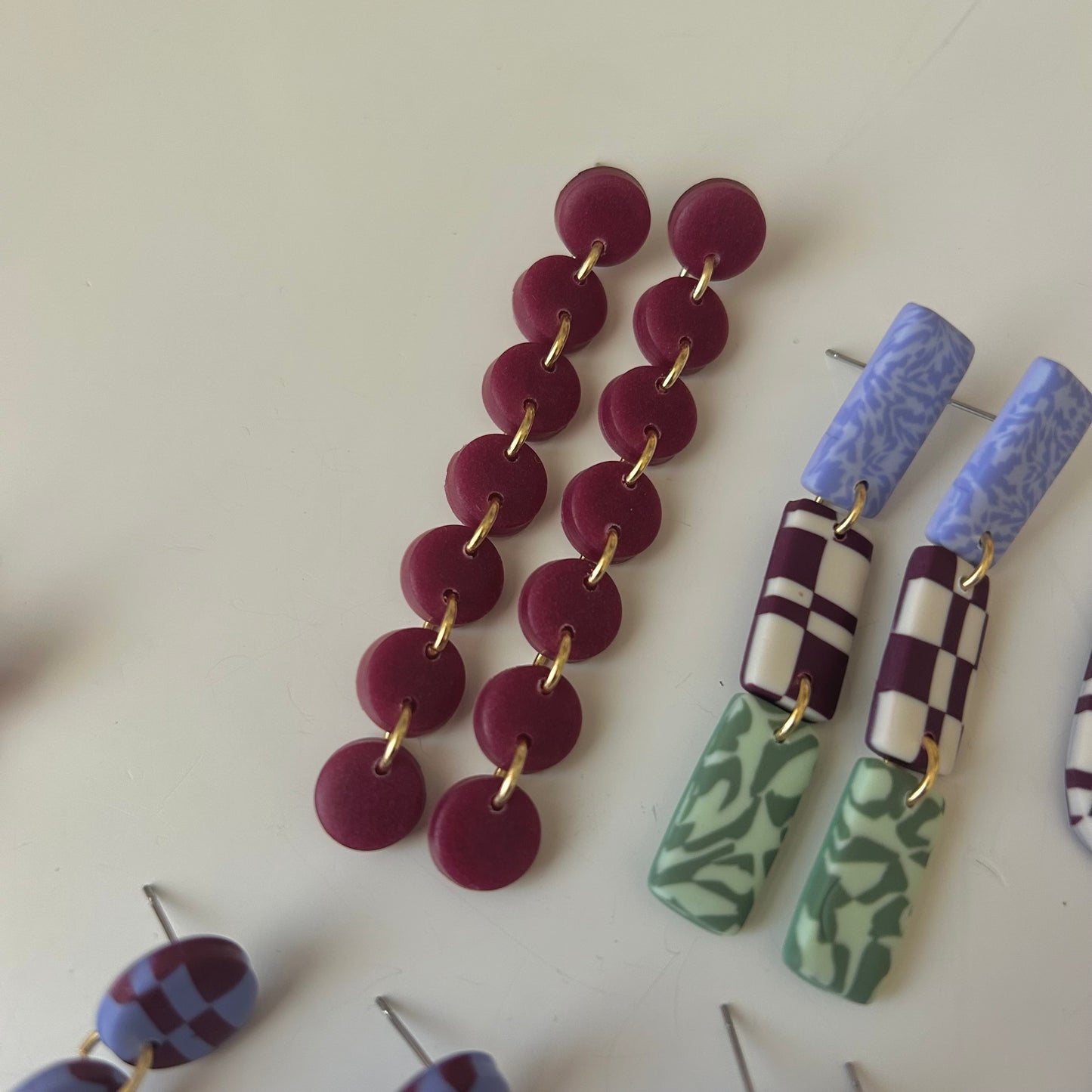 Sofía tesorito granate