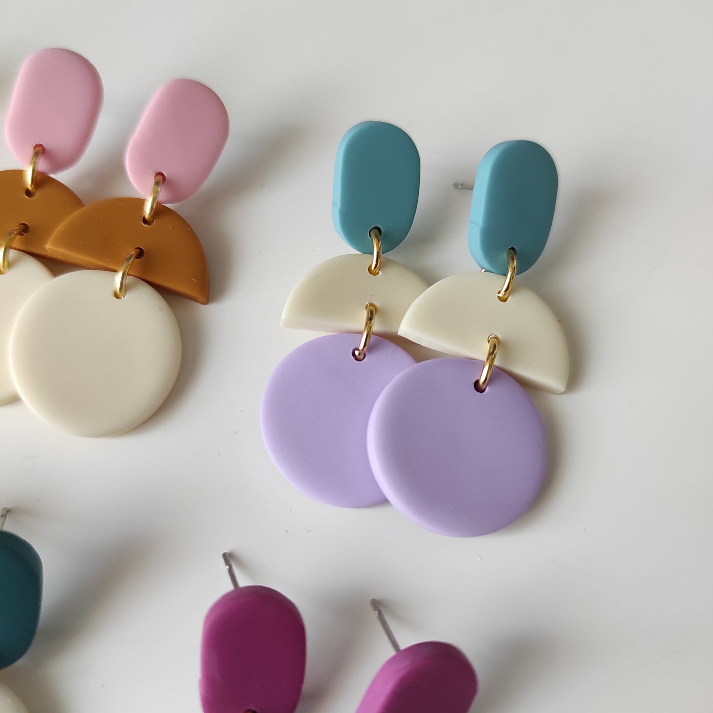 Irina azul y violeta