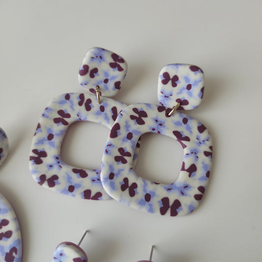 Covadonga granate y violeta