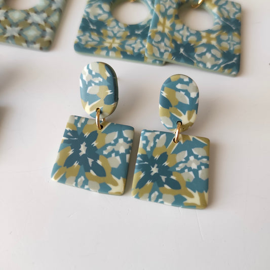 Rita flores verde y azules