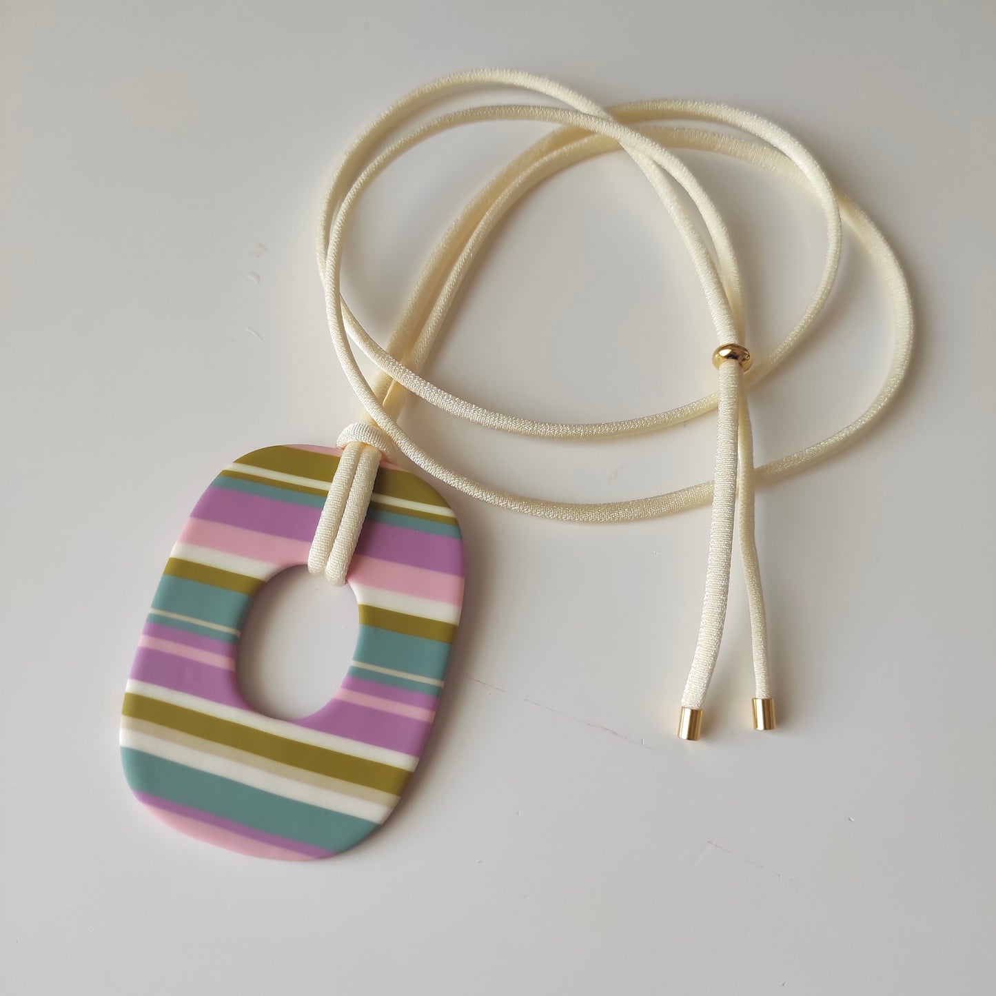 Colgante Anna rayas retro vainilla