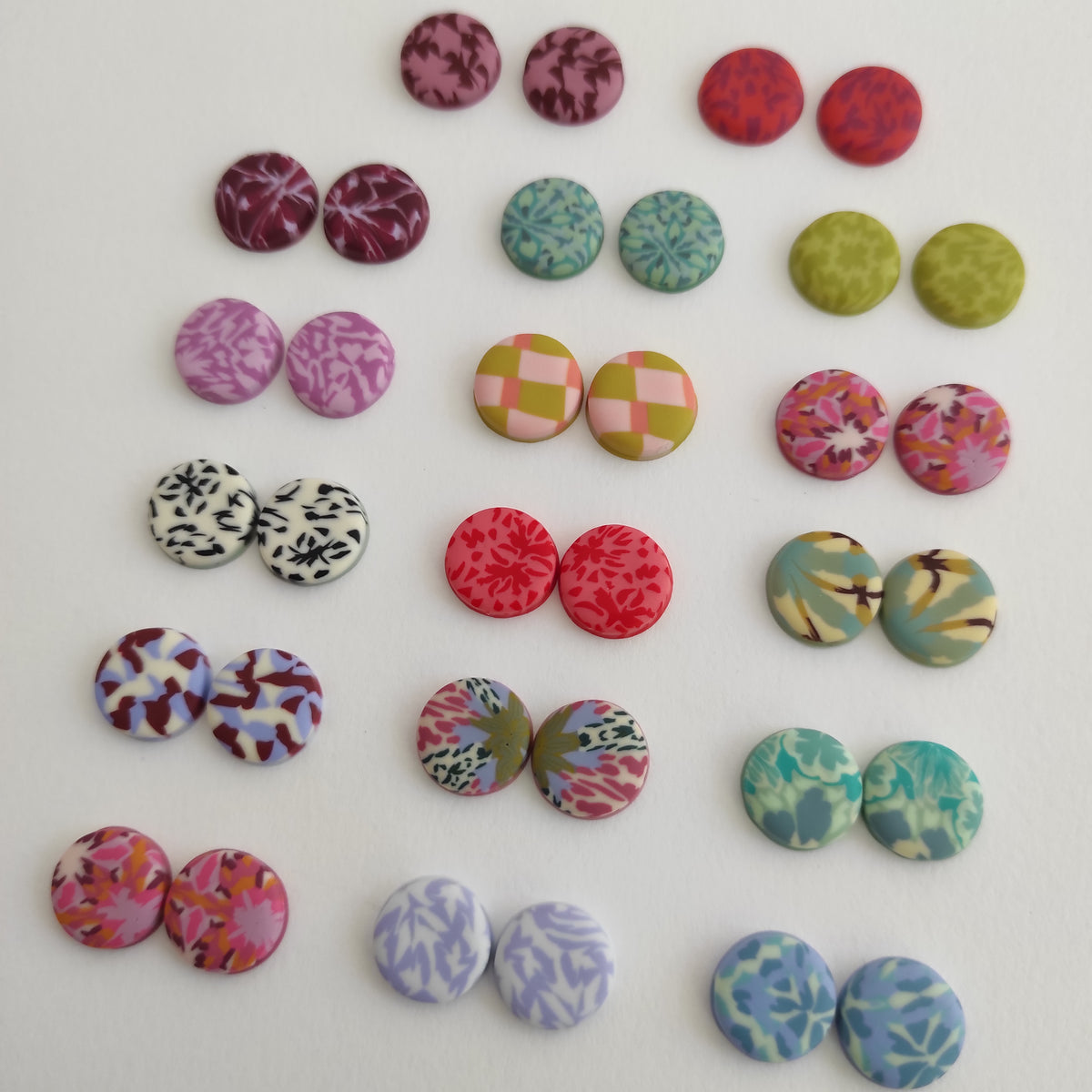 pendientes de botón mini