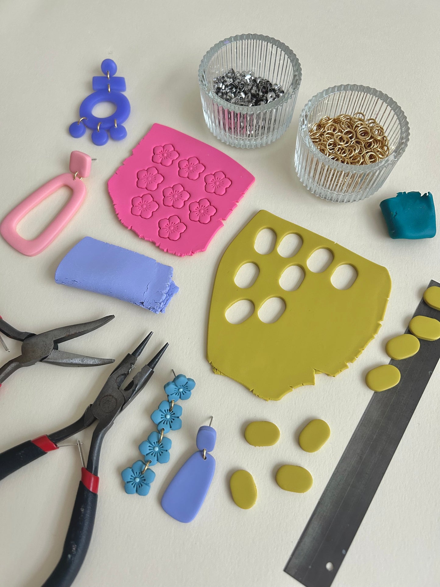 Taller Pendientes lisos (iniciación)