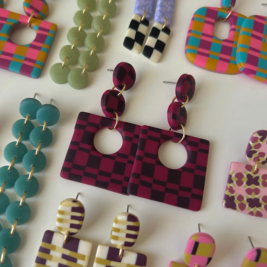 Clotilde geométrico granate